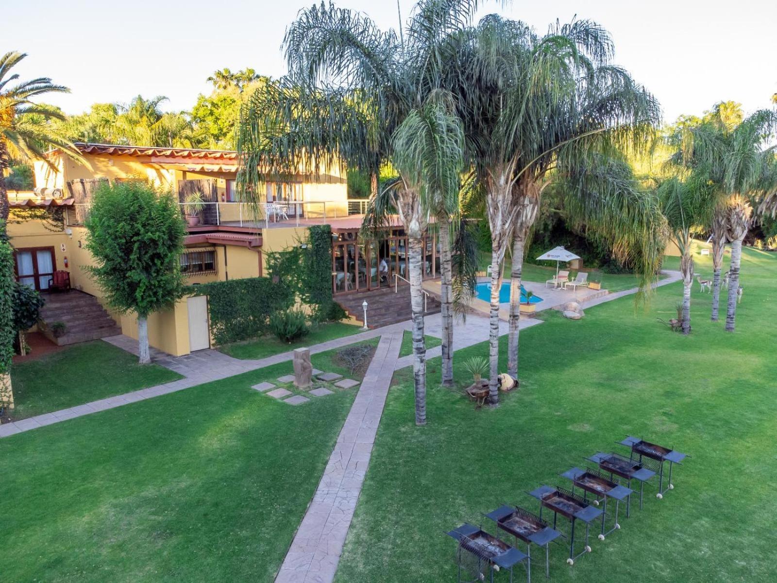 Sunriver Kalahari Lodge Riverside Stay In Ъпингтън Екстериор снимка