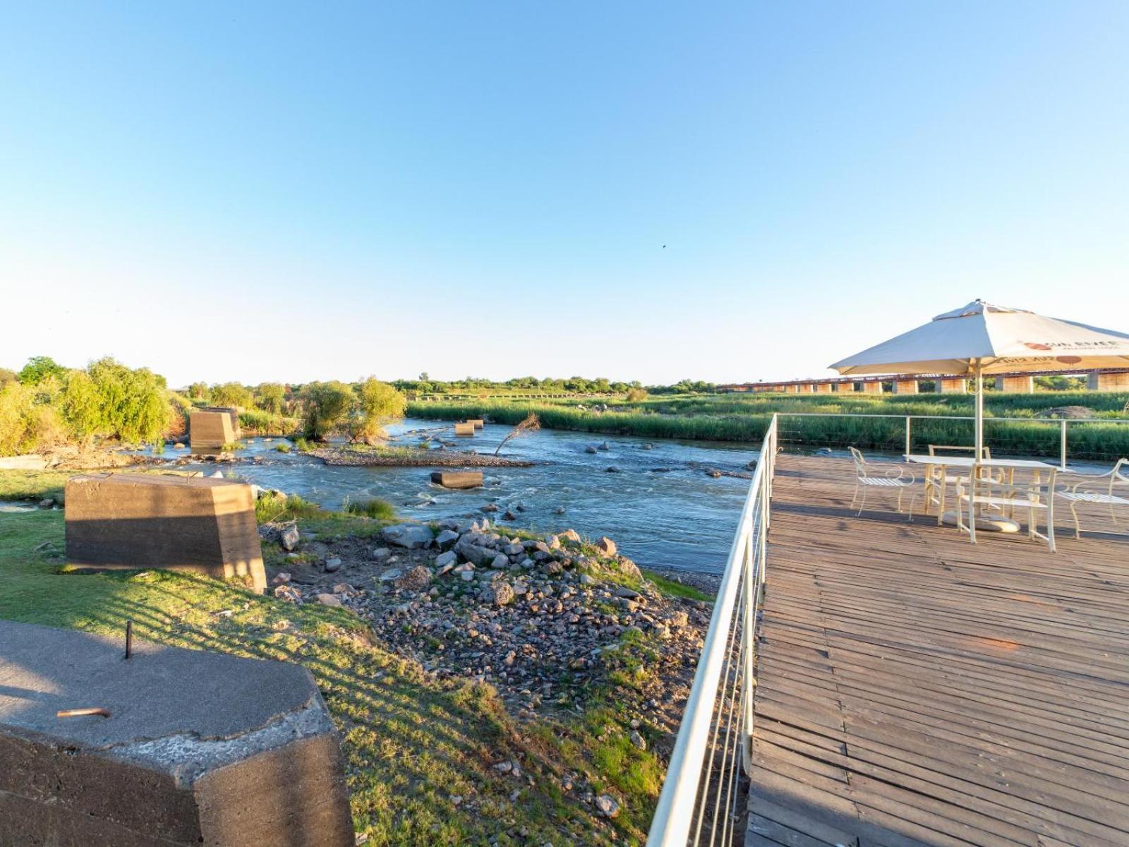 Sunriver Kalahari Lodge Riverside Stay In Ъпингтън Екстериор снимка