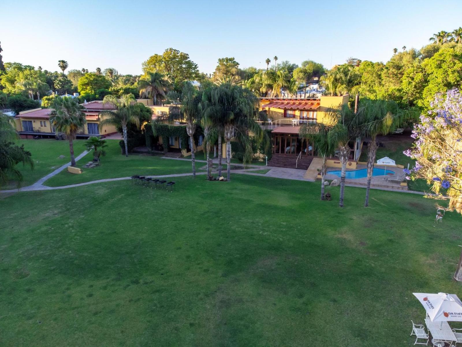 Sunriver Kalahari Lodge Riverside Stay In Ъпингтън Екстериор снимка