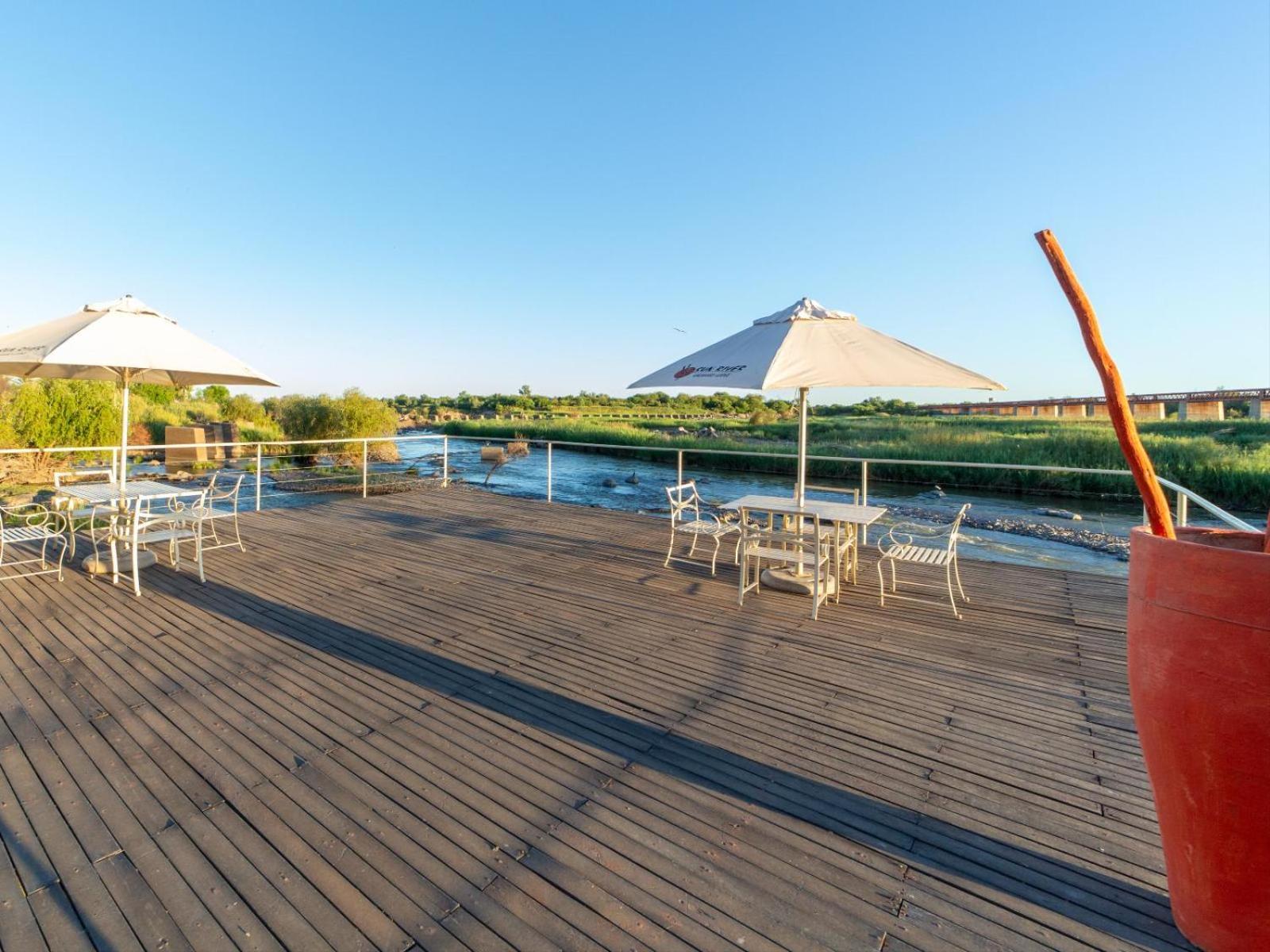 Sunriver Kalahari Lodge Riverside Stay In Ъпингтън Екстериор снимка